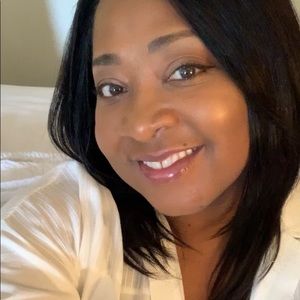 Meet your Posher, Annette